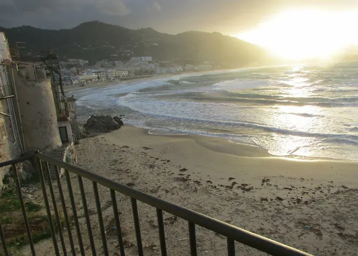 Casa Sul Mare 公寓 切法卢